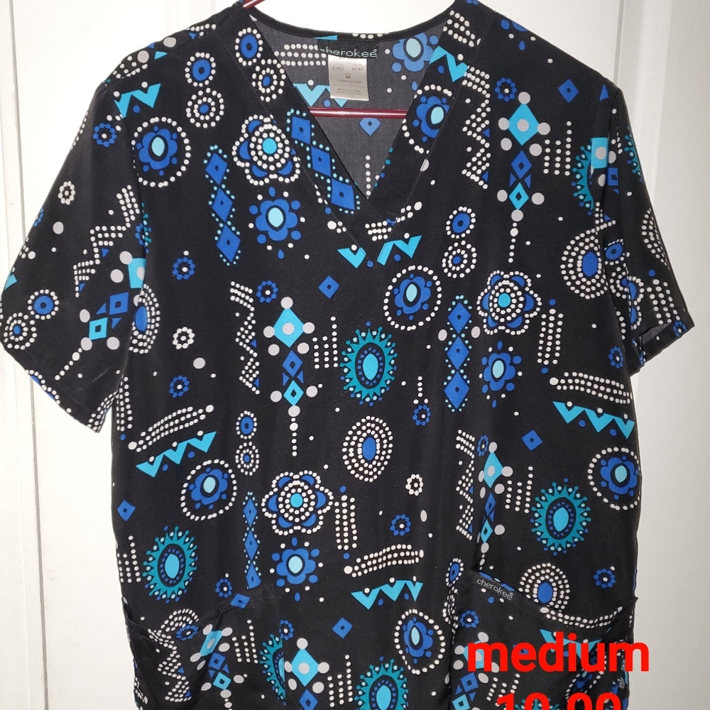 Beautiful colors scrib top size med
